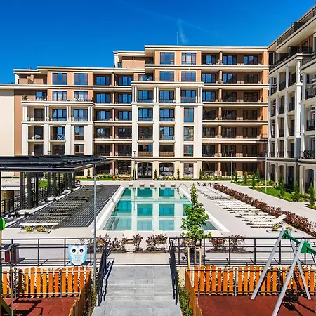 Apartment Green Fort Suites Апартаменти